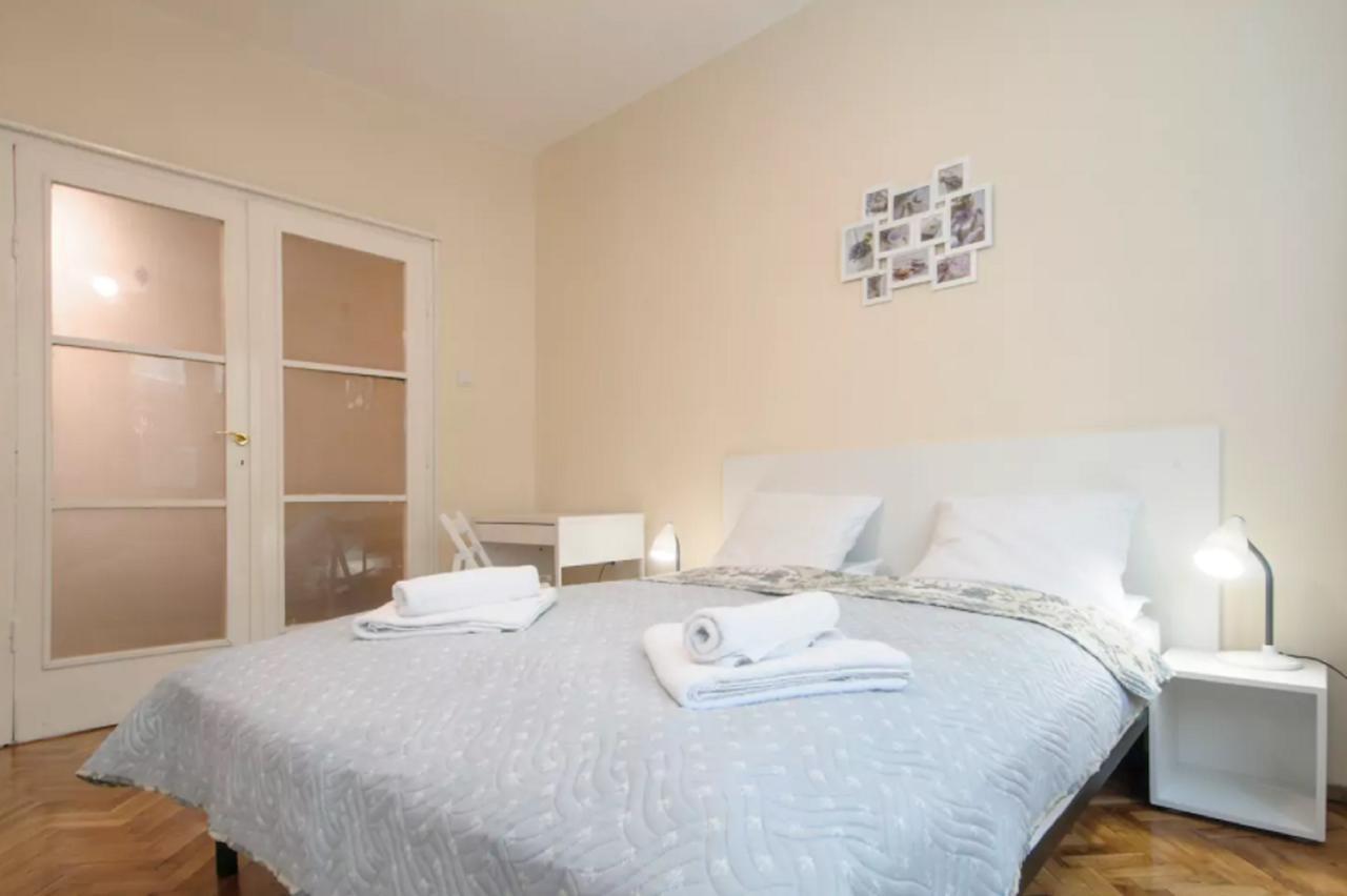 Urban Stay Apartment Sofia Bagian luar foto